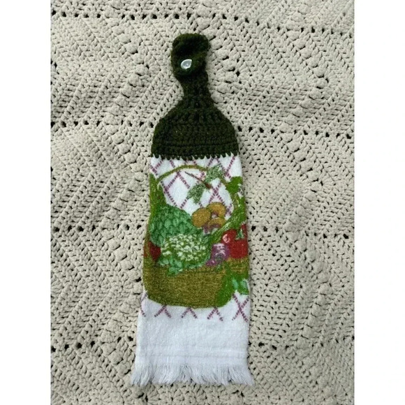 Vintage Hand Crocheted Hanging Kitchen Dish Towel- Green, Mushroom Veggies EUC - Picture 1 of 3